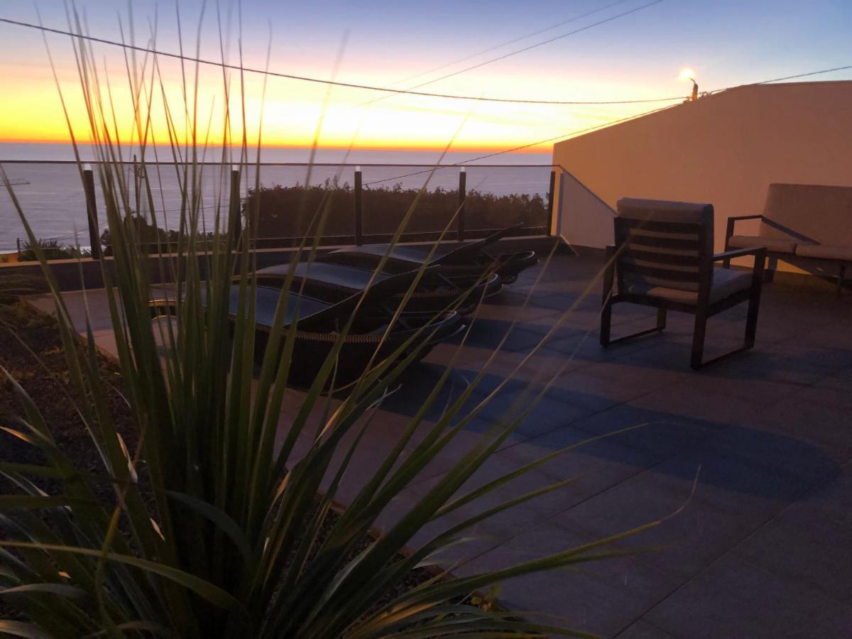 Calheta Ocean View Apartment 2 - Air Condition Estreito Da Calheta エクステリア 写真